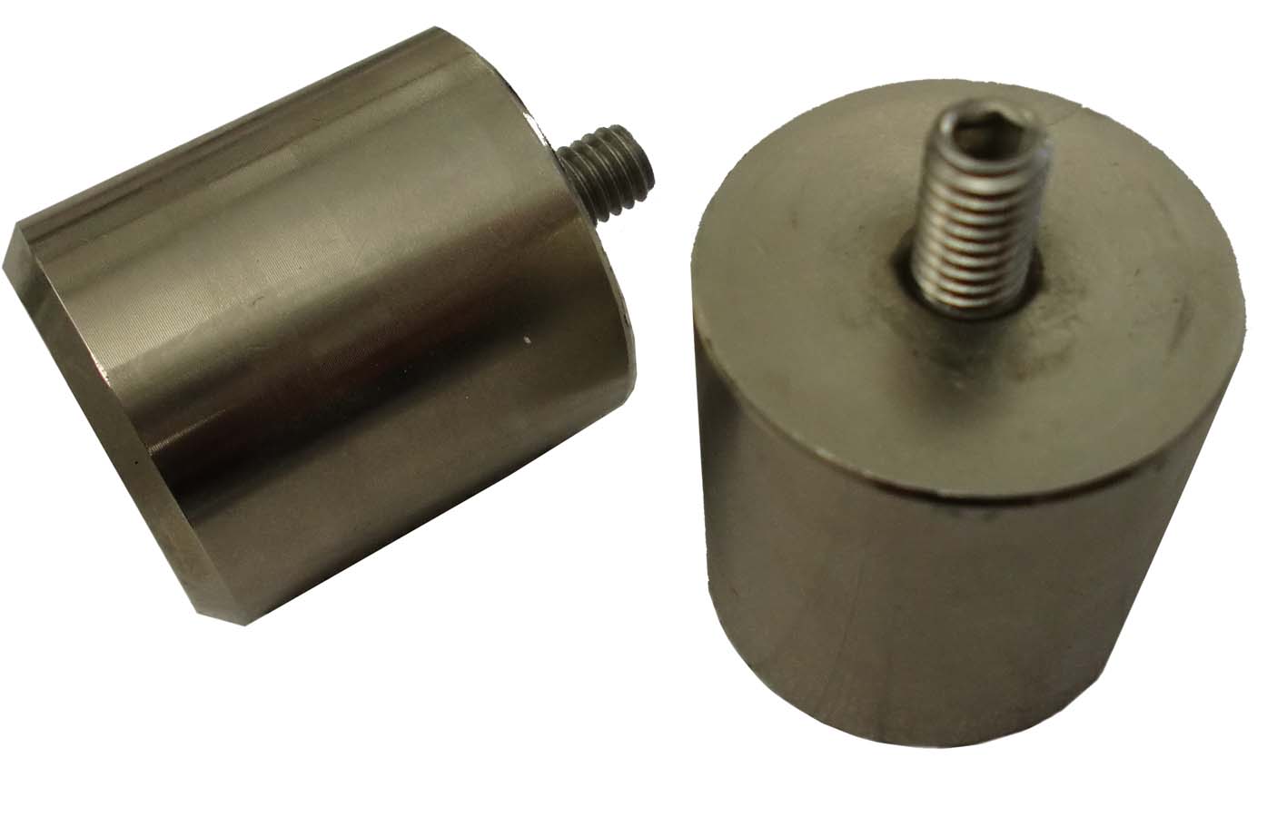 8062495-FÜSSCHEN ø 28 mm H:30 mm inkl. Gewindestift M6, massiv 140g